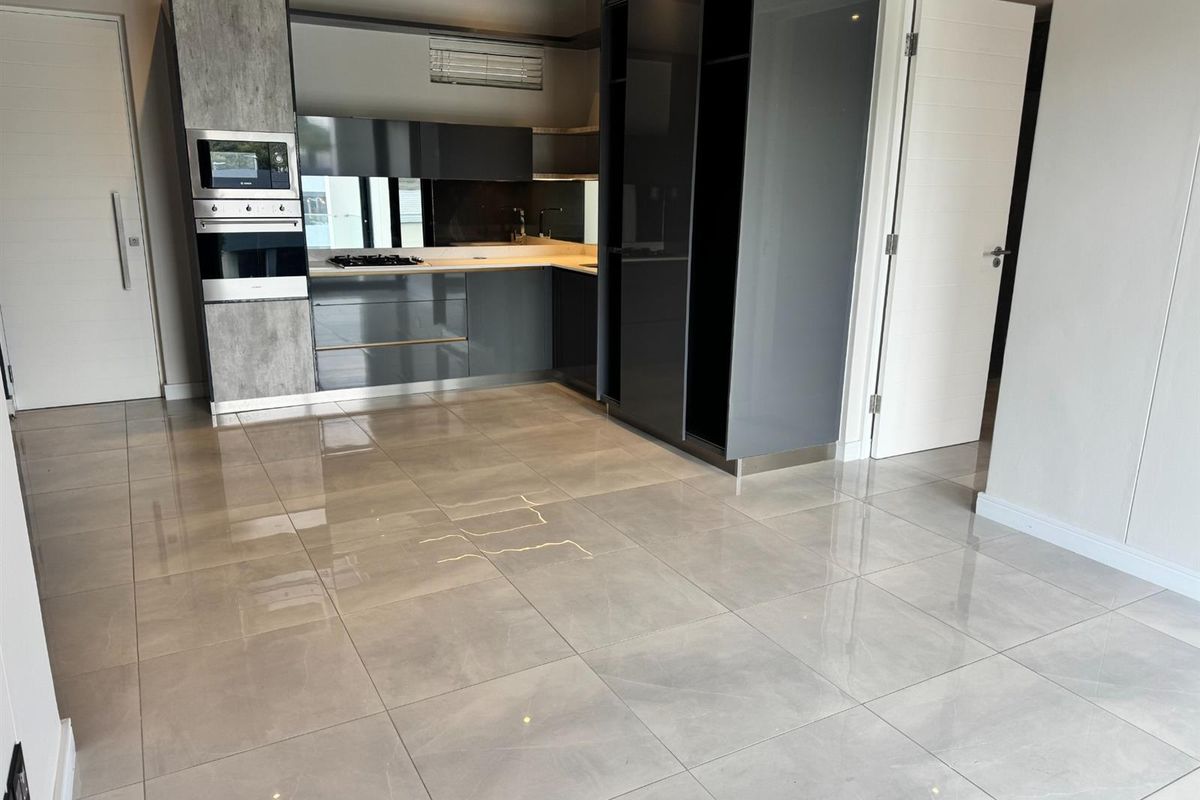 Apartment For Sale in Houghton Estate, Johannesburg - Photo 4