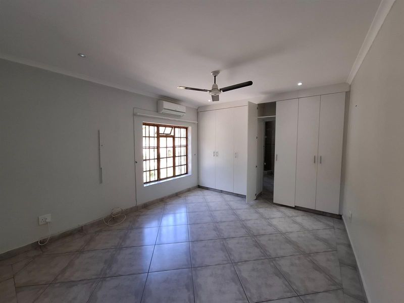 2 Bedroom spacious corner unit in eco estate - Photo 9