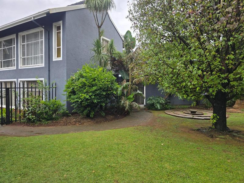 4 Bedroom 3.5 Bath - Boomed Glen Marias - Photo 2