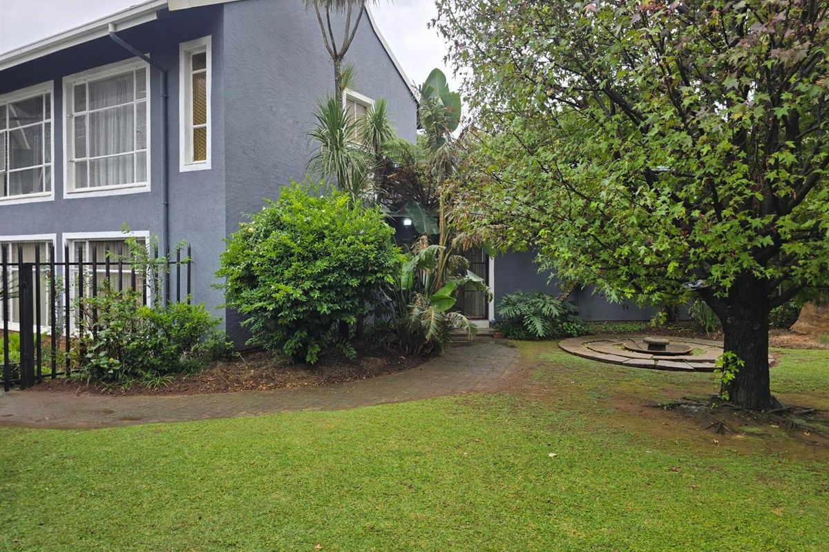 4 Bedroom 3.5 Bath - Boomed Glen Marias - Photo 2