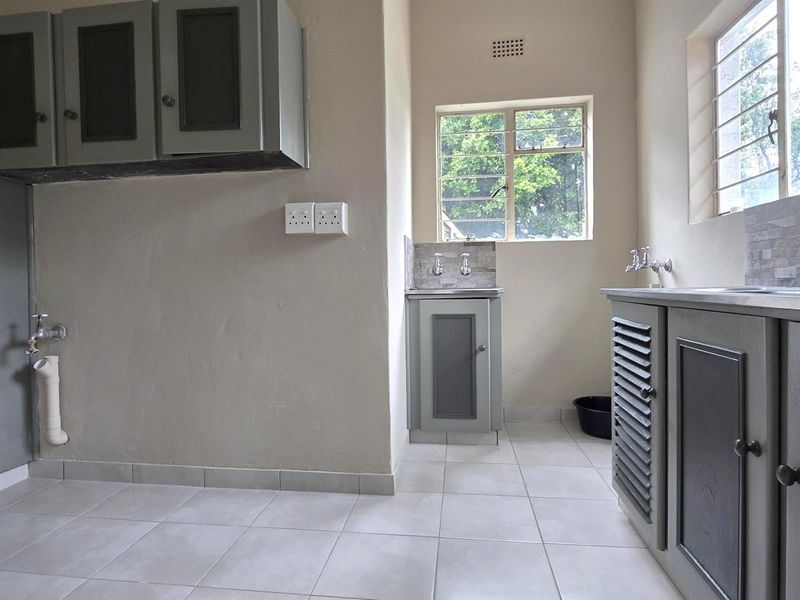 4 Bedroom 3.5 Bath - Boomed Glen Marias - Photo 6