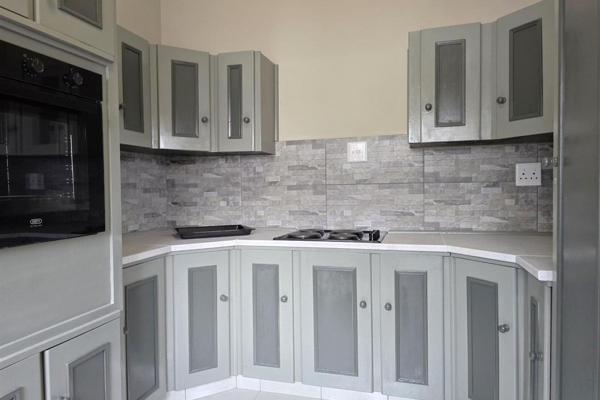 4 Bedroom 3.5 Bath - Boomed Glen Marias - Photo 5