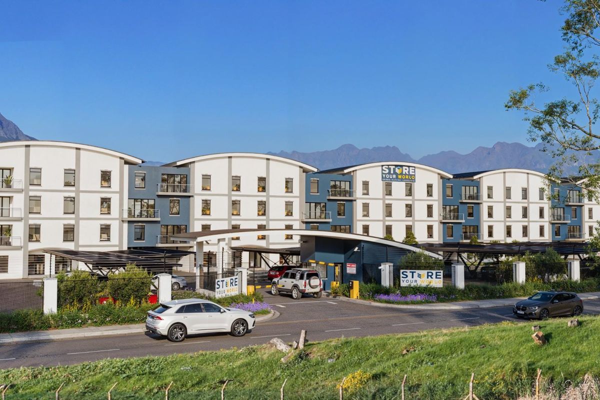 Calling all investors!!! Storage Units For Sale in Somerset West. - Photo 2