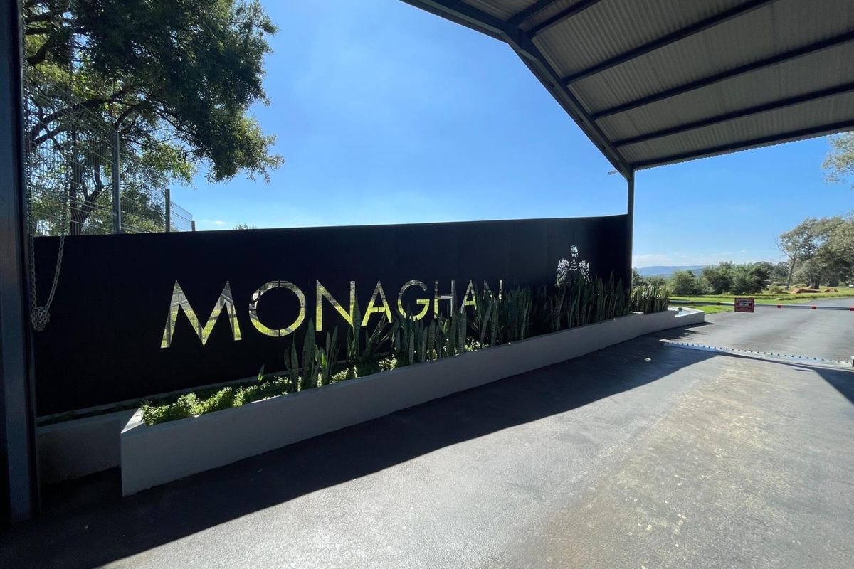 SECURE ESTATE FARM STYLE LIVING - Photo 2