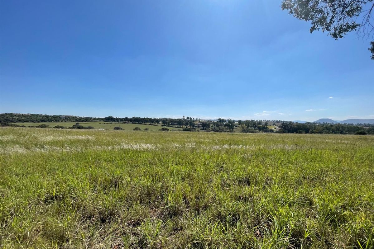 SECURE ESTATE FARM STYLE LIVING - Photo 5