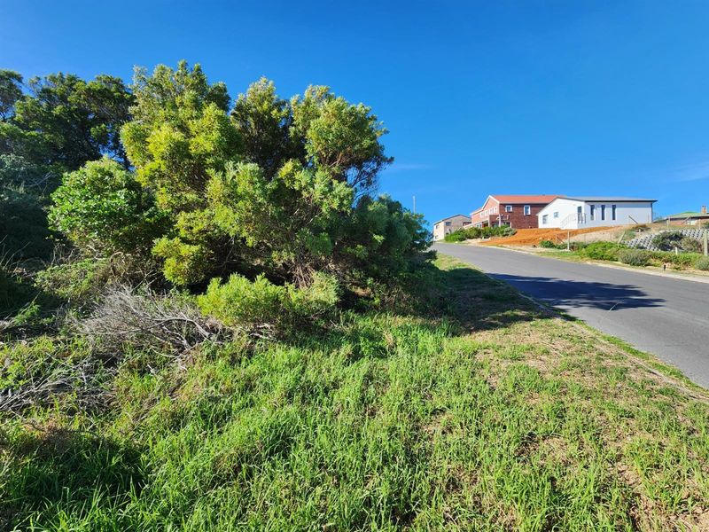 Views from this corner stand in Paradise Beach Eastern Cape - Photo 3