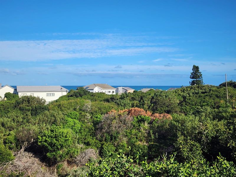 Views from this corner stand in Paradise Beach Eastern Cape - Photo 9