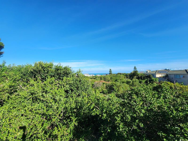 Views from this corner stand in Paradise Beach Eastern Cape - Photo 7