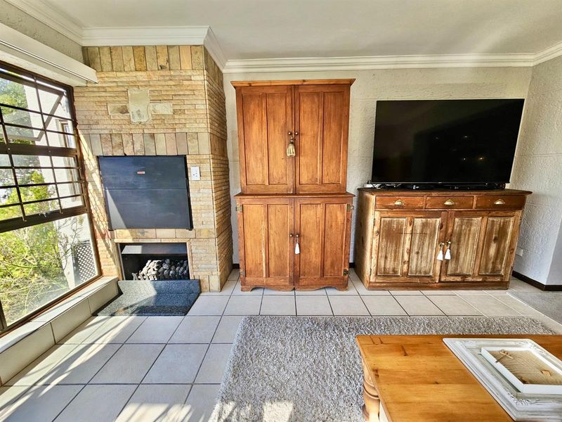 House For Sale in Mossel Bay Golf Estate, Mossel Bay - Photo 3