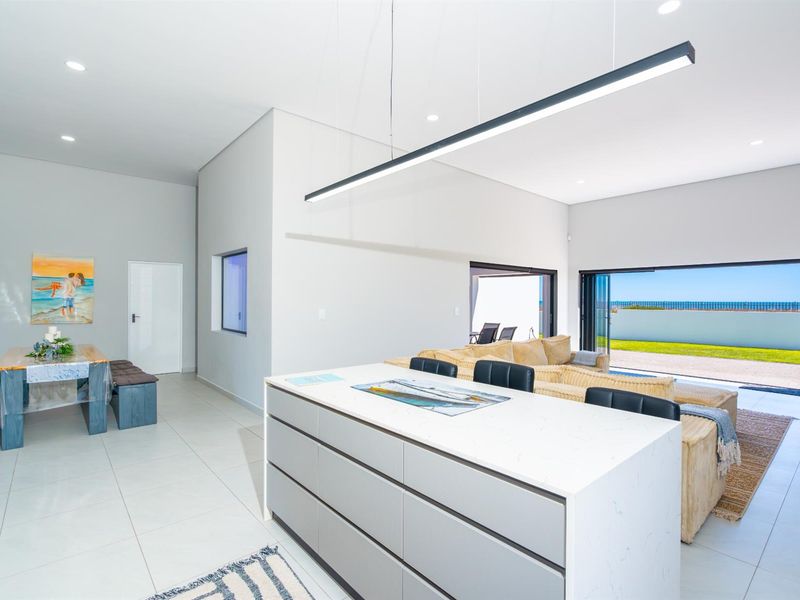 House For Sale in Atlantic Waves Estate, Laaiplek, Velddrif - Photo 10