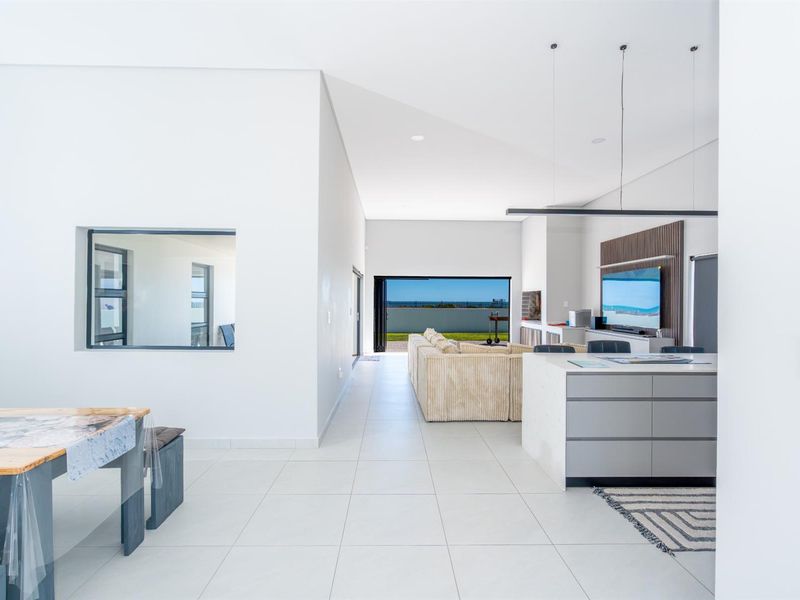 House For Sale in Atlantic Waves Estate, Laaiplek, Velddrif - Photo 6