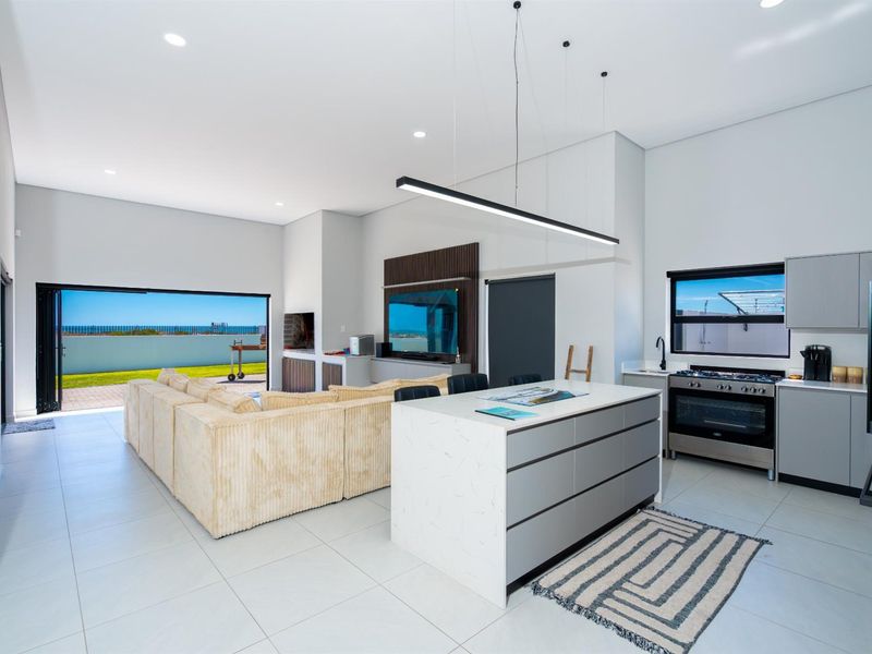 House For Sale in Atlantic Waves Estate, Laaiplek, Velddrif - Photo 7