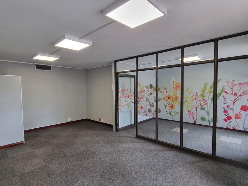 Office To Rent in Randpark Ridge, Randburg - Photo 2
