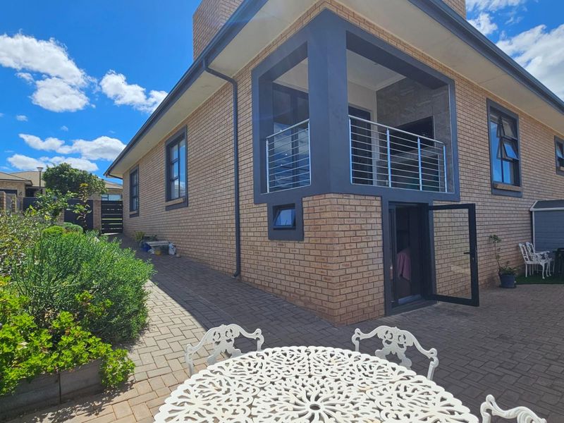 House For Sale in Hartenbos - Photo 7