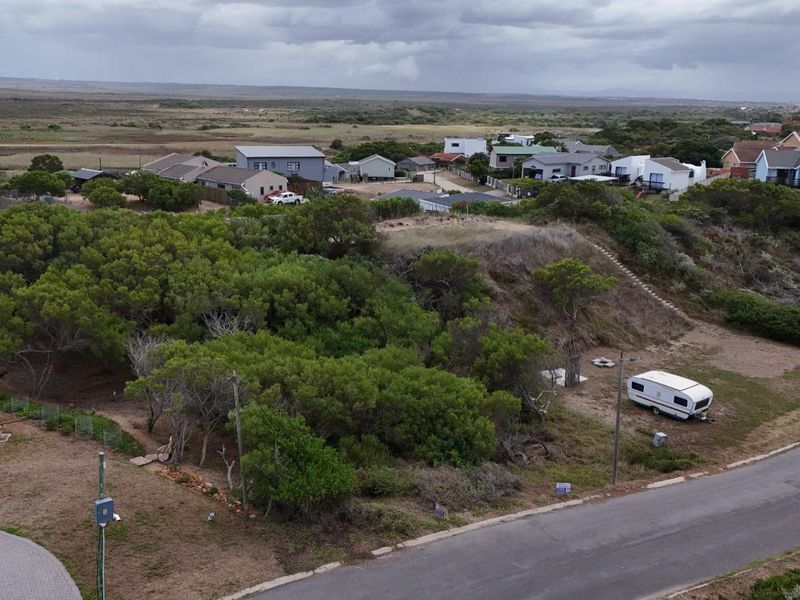 Scenery of the ocean and beyond - Photo 4