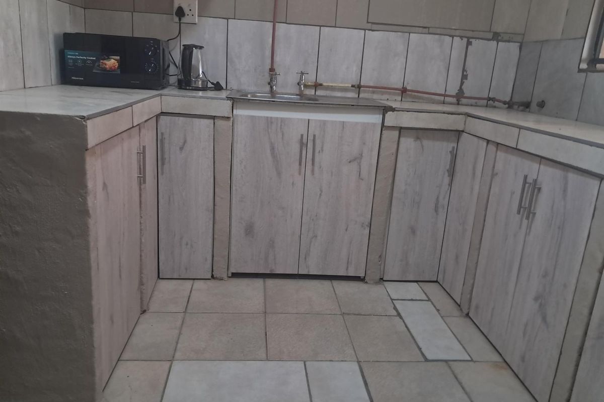 Apartment To Rent in Sunnyside, Pretoria - Photo 4