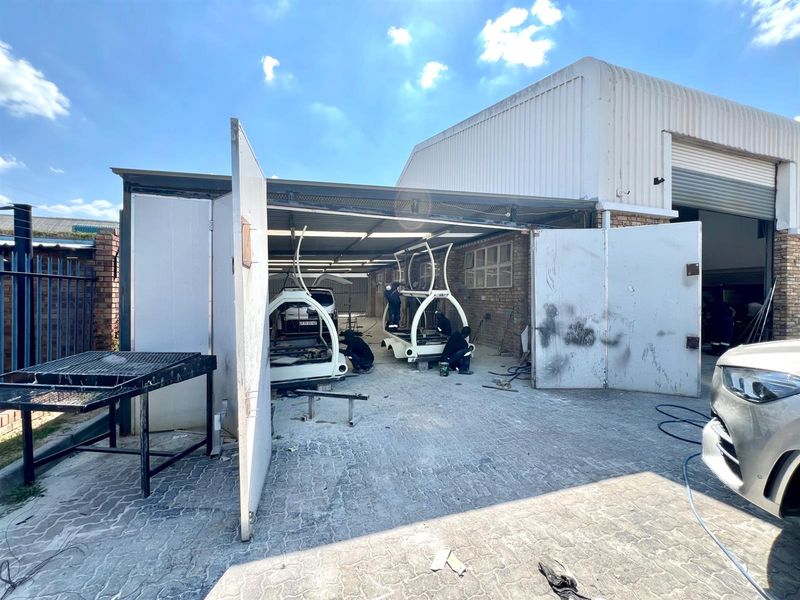 Factory For Sale in Kya Sands, Randburg - Photo 5