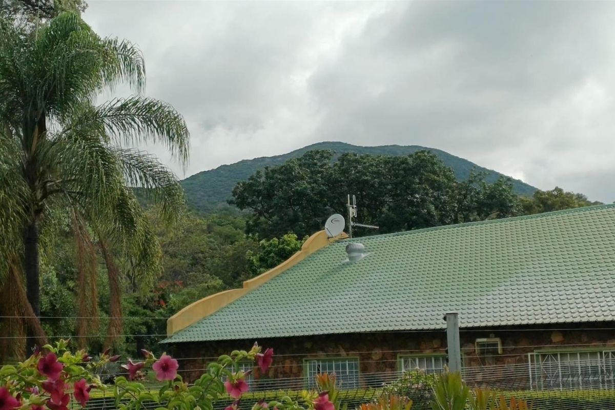 484ha Commercial Farming and Aquaculture Operation with Strong Water and Dual Housing - Photo 3