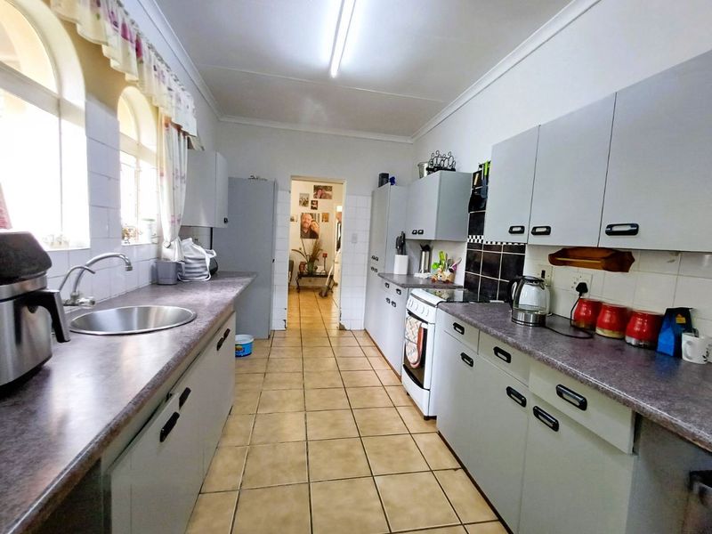 House For Sale in Terenure, Kempton Park - Photo 8