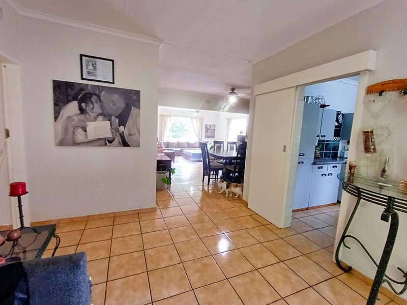 House For Sale in Terenure, Kempton Park - Photo 5