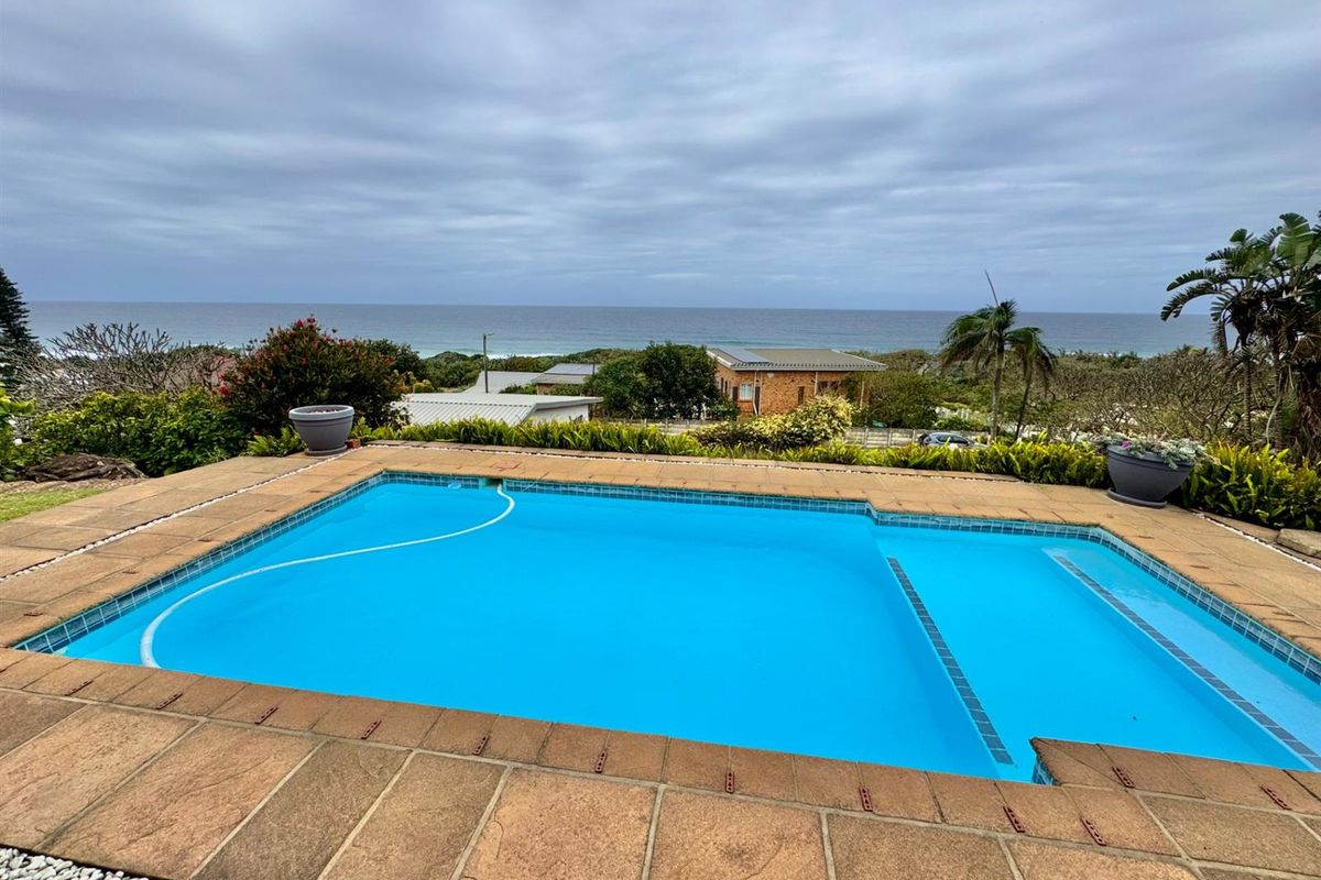 Elegant Hilltop Home Just Moments from the Beach - Photo 5