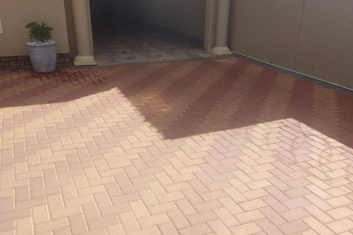 House For Sale in Nellmapius Pretoria Gauteng - Photo 5