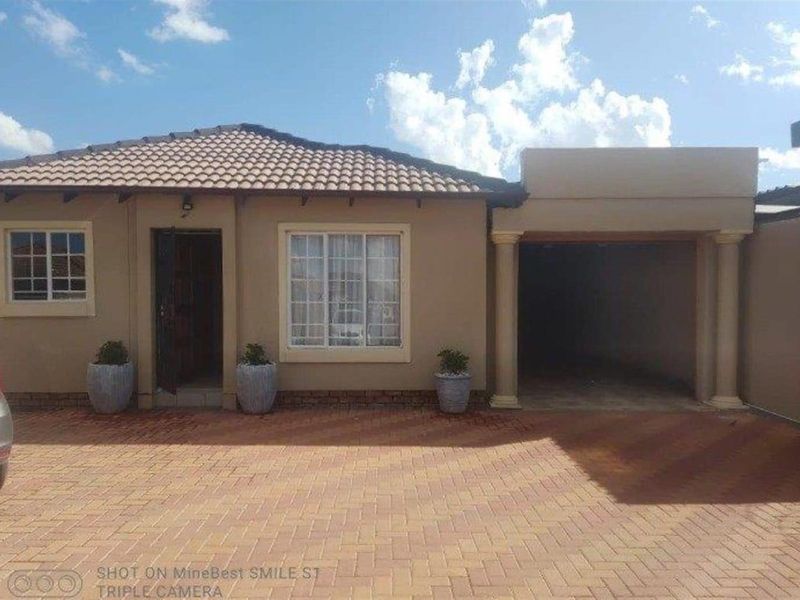 House For Sale in Nellmapius Pretoria Gauteng - Photo 4