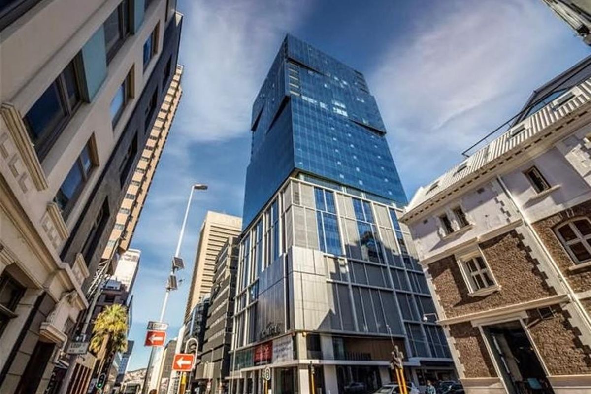 Exceptional Retail Space For Sale in Cape Town City Centre - Photo 2