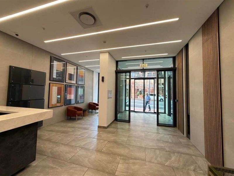 Exceptional Retail Space For Sale in Cape Town City Centre - Photo 6