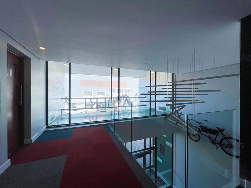 High-Yield Studio Investment with Iconic Cape Town Views in Woodstock - Photo 6