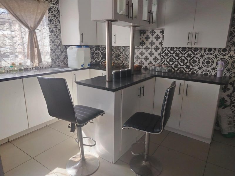 House For Sale in Waldrift, Vereeniging - Photo 6