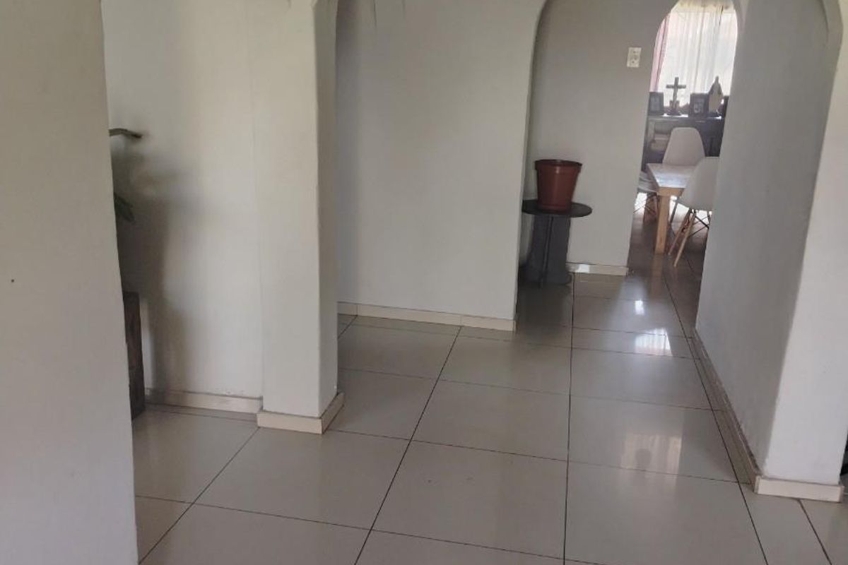 House For Sale in Waldrift, Vereeniging - Photo 3