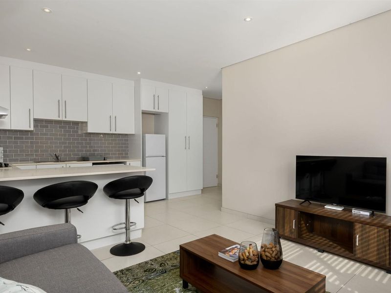 Castella Mare - Airbnb 1 bedroom in exclusive boutique block - Photo 7