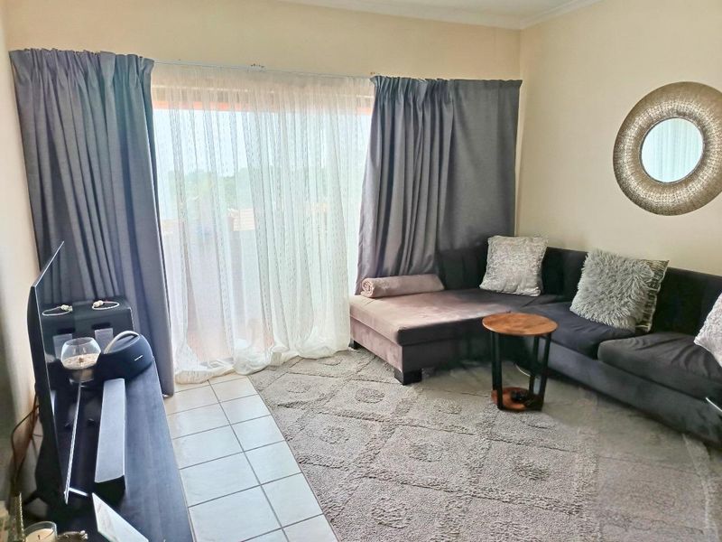 Fresh start in Randpark Ridge, Randburg - Photo 2