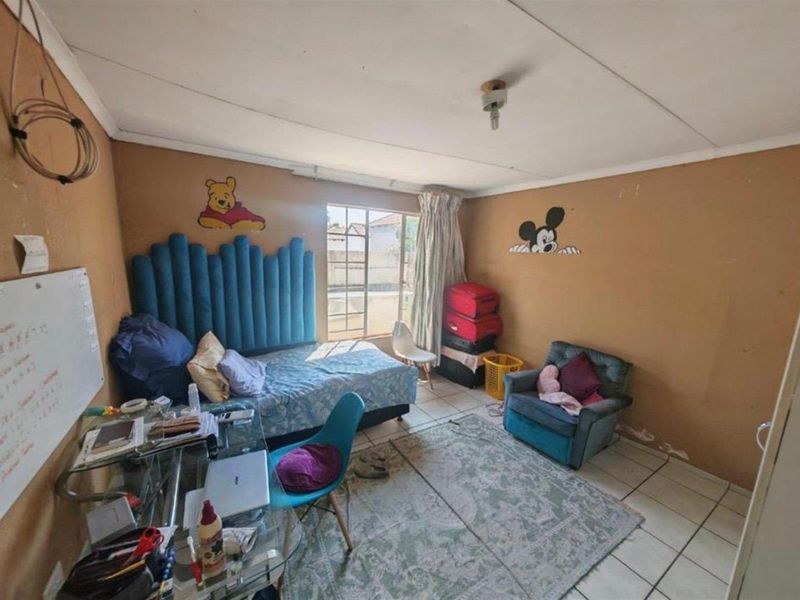 House For Sale in The Orchards, Akasia - Photo 10