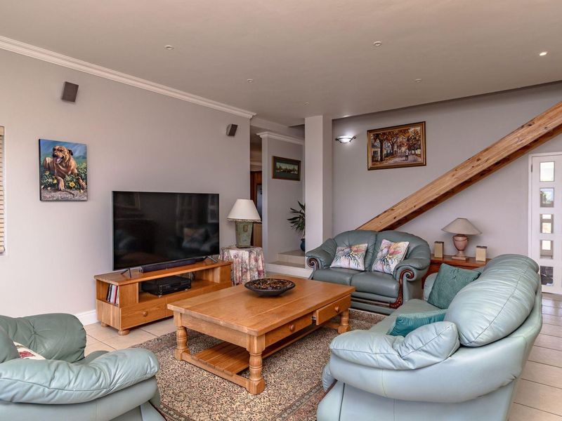 A Coastal Sanctuary of Elegance in Karmosyn, Vleesbaai - Photo 7