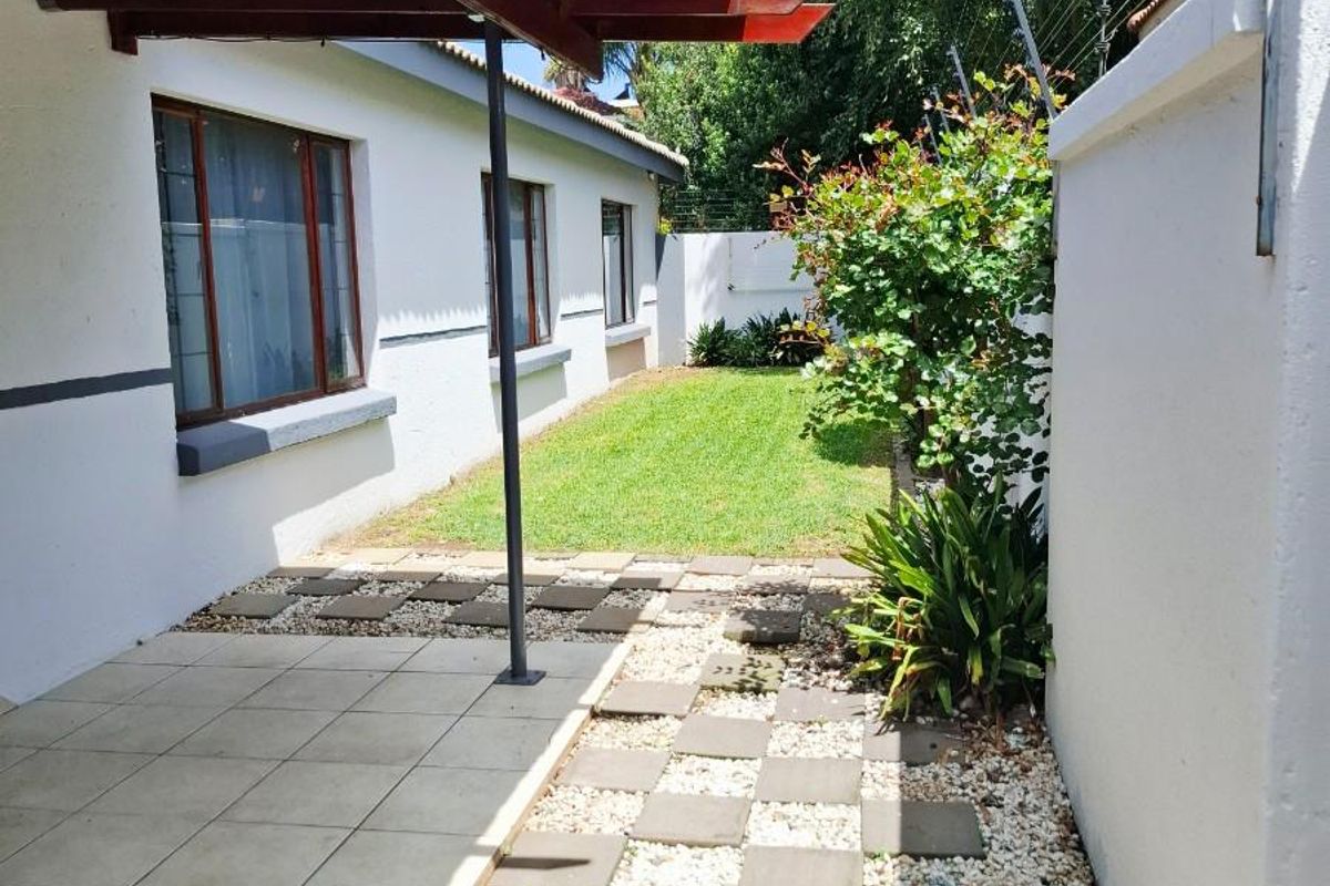 Move-In Ready Family Home in Aerorand - Secure, Well Maintained and Perfectly Located - DUAL MANDATE - Photo 2