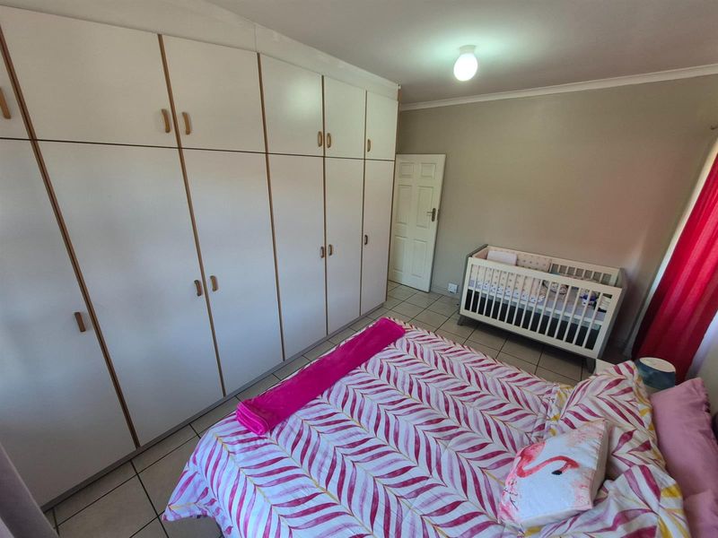 Stunning 3 bedroom family home For Sale - Photo 10