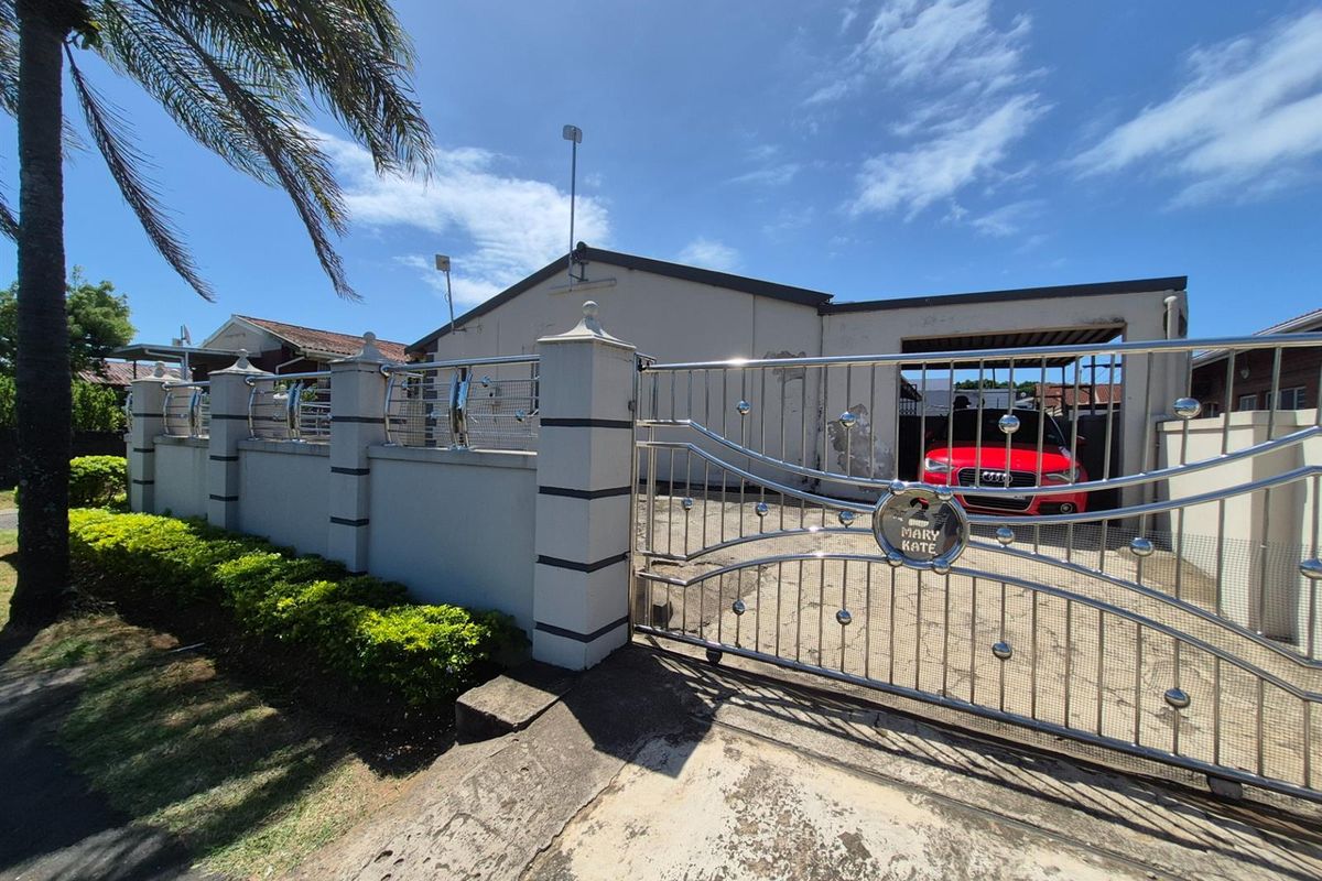 Stunning 3 bedroom family home For Sale - Photo 3