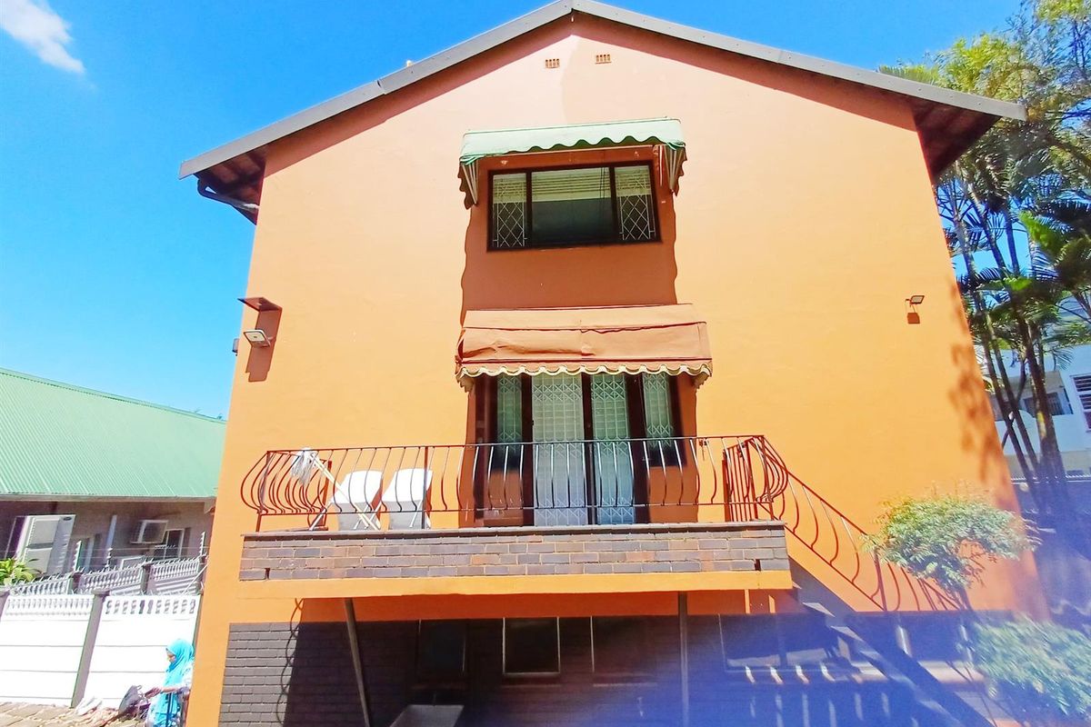 Exquisite Florida Road Apartment for  Rent - Photo 3