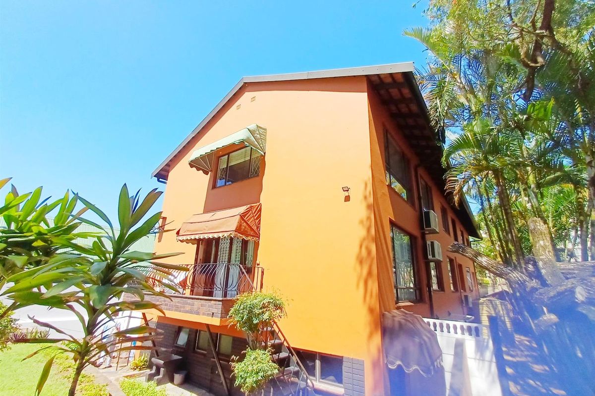 Exquisite Florida Road Apartment for  Rent - Photo 2