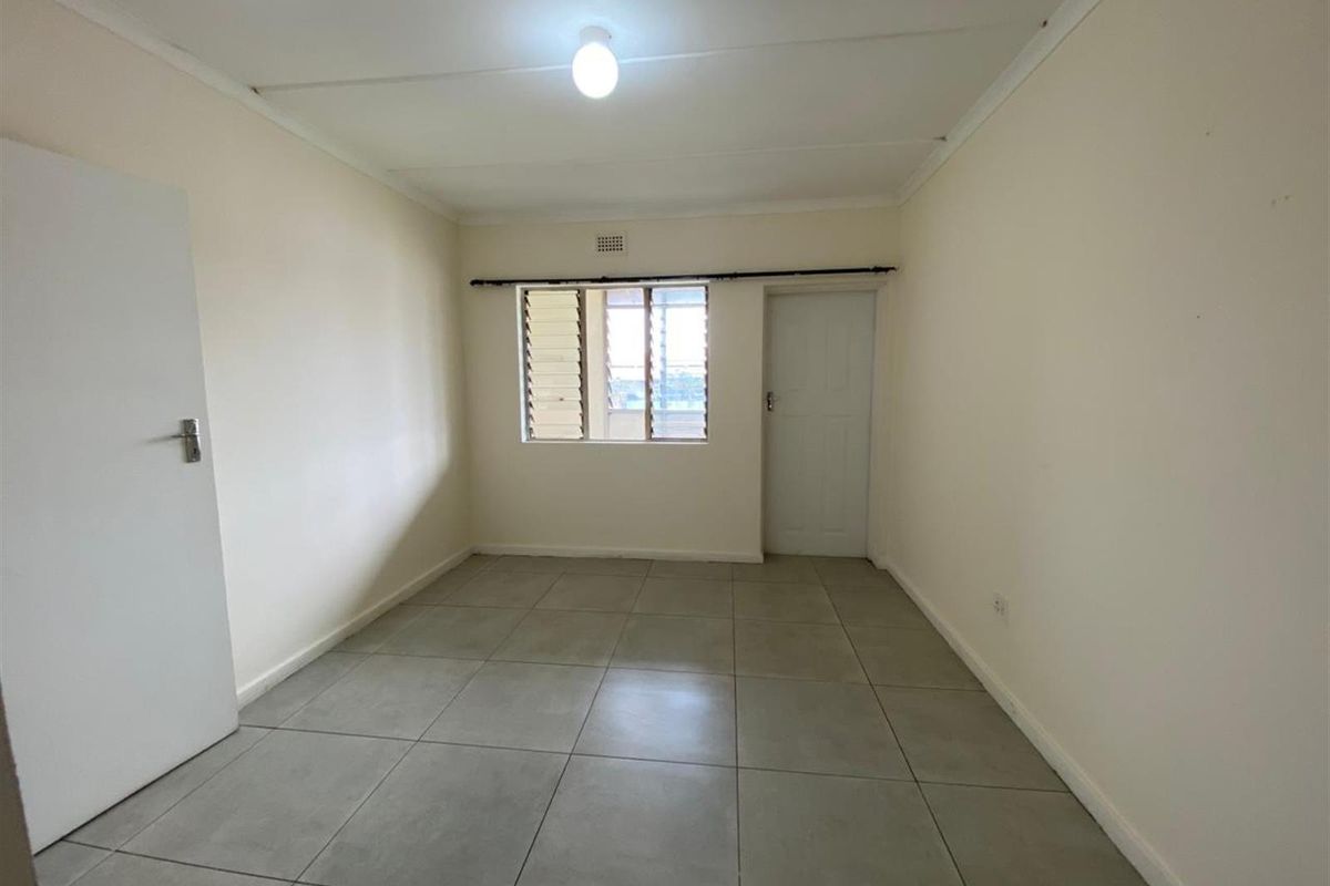 Apartment To Rent in New Germany, Pinetown, KwaZulu Natal R6500 - Photo 5