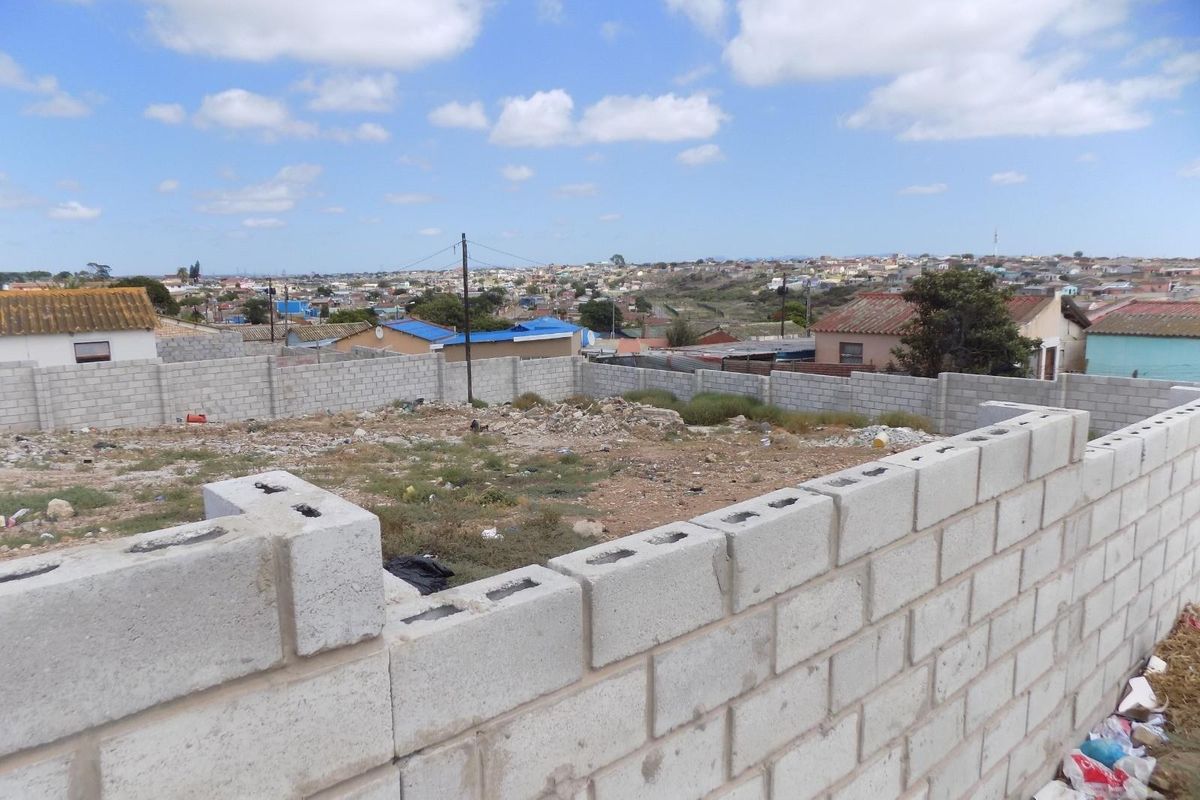 Prime Business Opportunity - 702m2 Walled Vacant Land in Bethelsdorp, Gqeberha - Photo 5