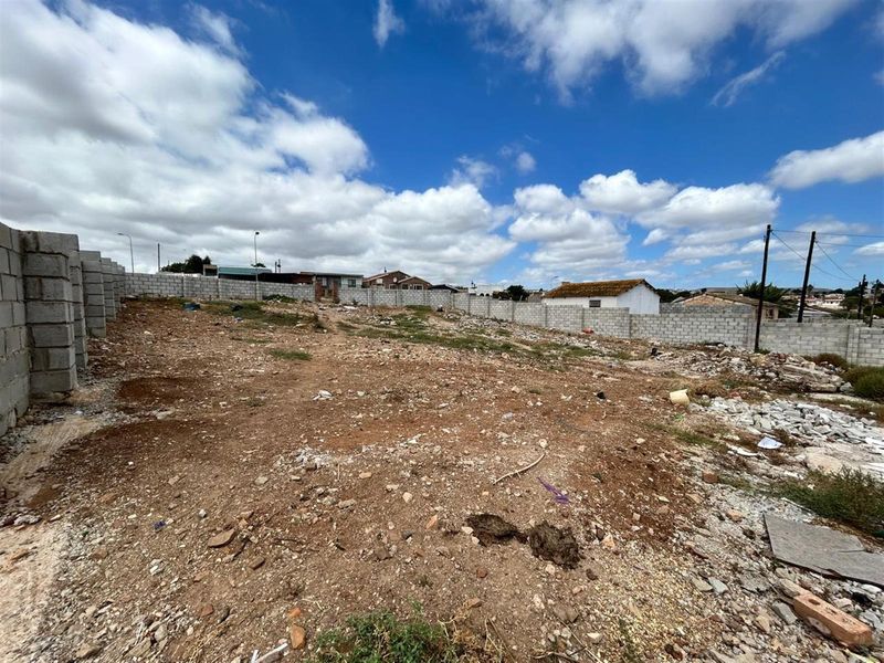 Prime Business Opportunity - 702m2 Walled Vacant Land in Bethelsdorp, Gqeberha - Photo 9