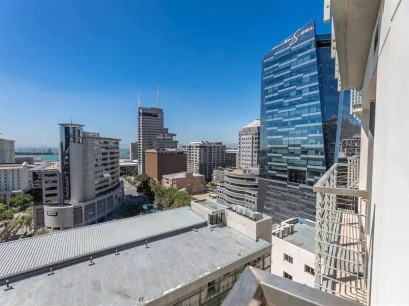 Fully Furnished 2 Bedroom Apartment  with City Views - Photo 10