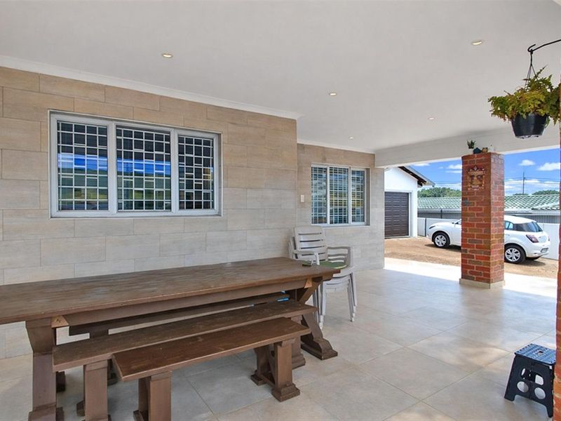 3 Bed Home Near Seatides Combined School - Photo 8