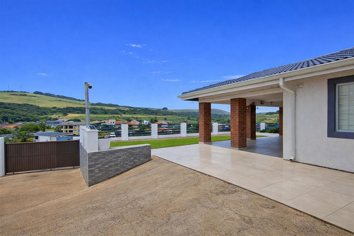 3 Bed Home Near Seatides Combined School - Photo 3
