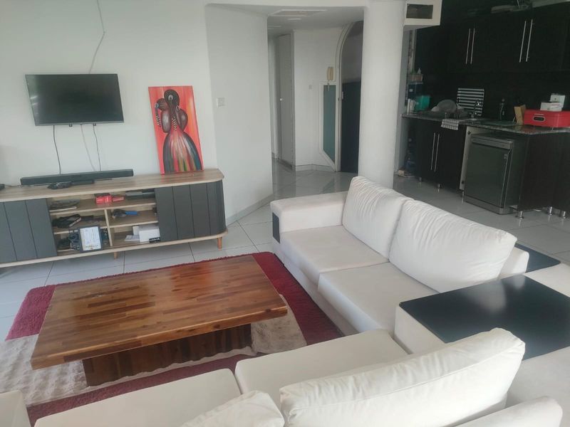 3 Bed Apartment to let Musgrave - Photo 4