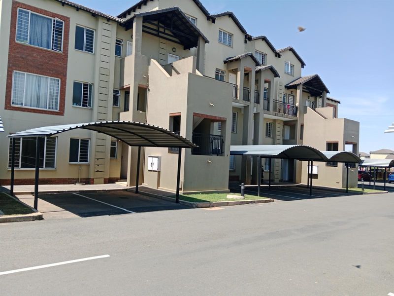 2 Bedroom Apartment to Rent in Montana - Located in Twee Riviere Lifestyle Estate - Photo 4