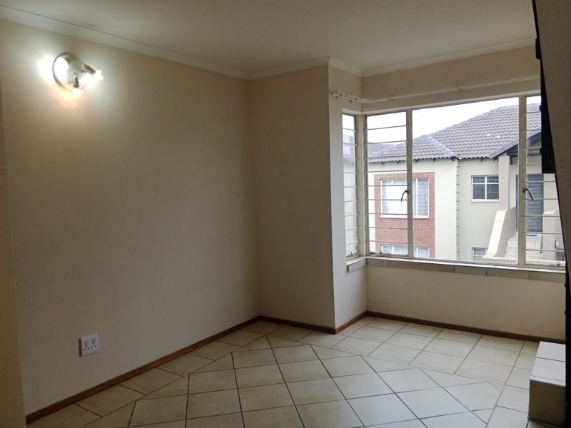 2 Bedroom Apartment to Rent in Montana - Located in Twee Riviere Lifestyle Estate - Photo 3